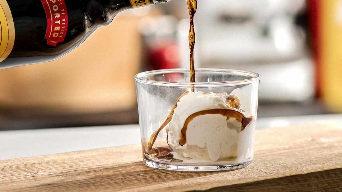 Kahlua affogato cocktail