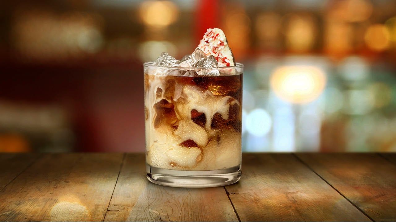 Kahlua peppermintt white russain cocktail