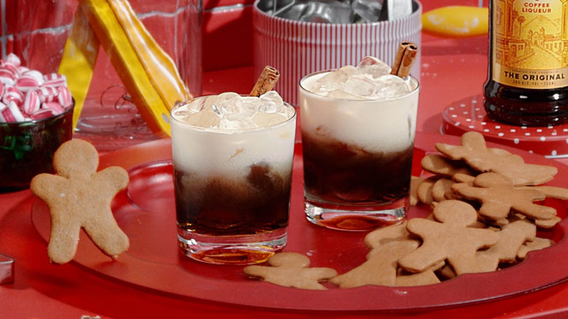 Kahlua gingerbread white russian cocktail