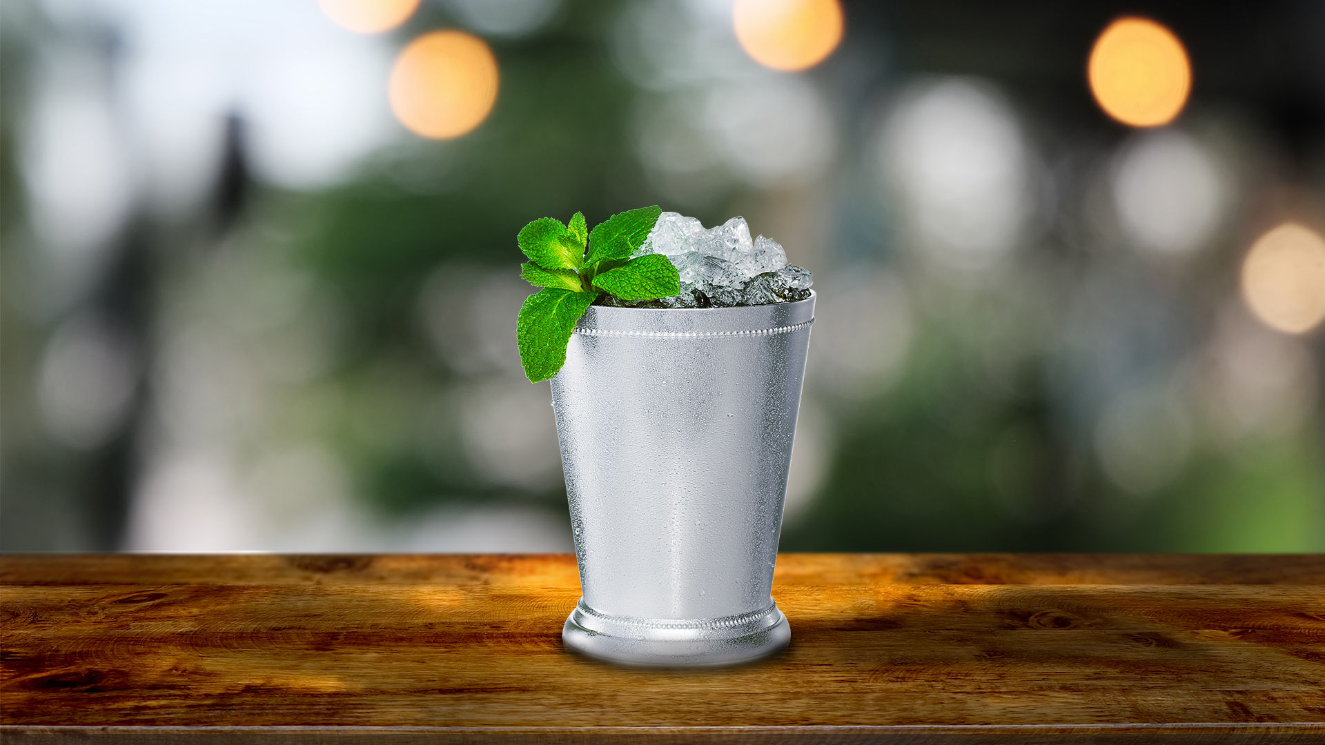 Kahlua Jump up Julep cocktail